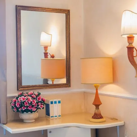 Il Magnifico Boutique Apartment-3